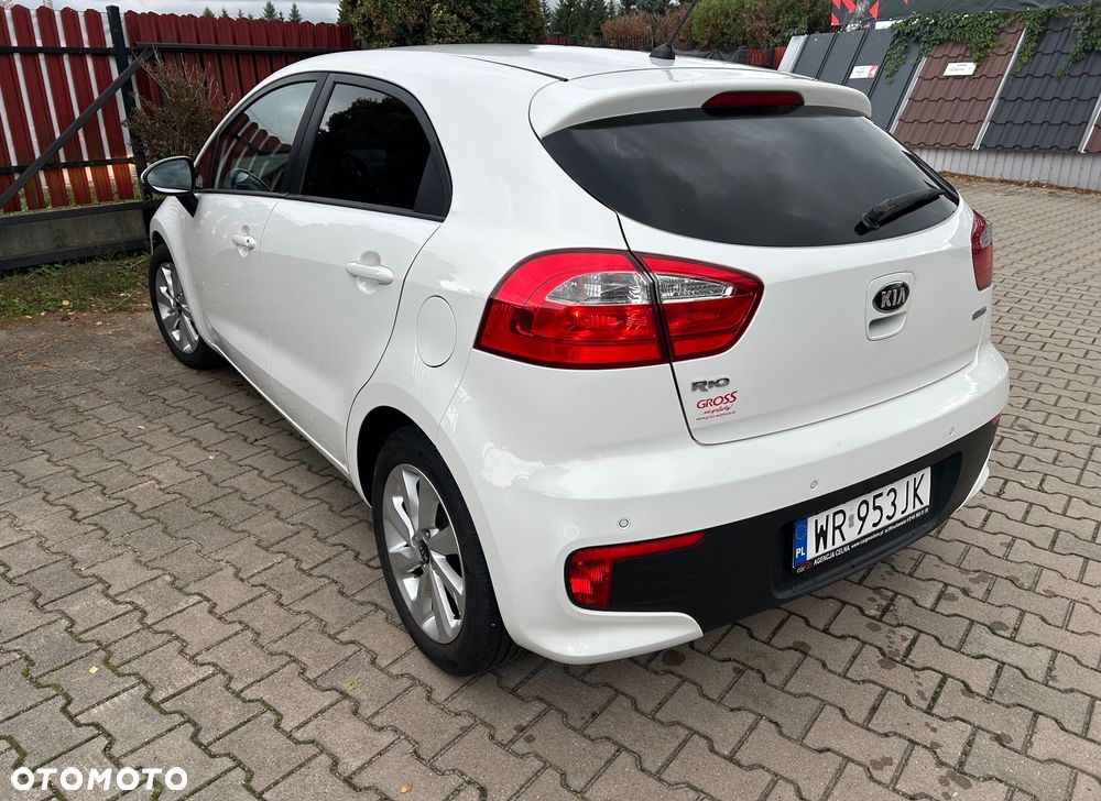 Kia Rio 1.4 Dream Team Edition - 10