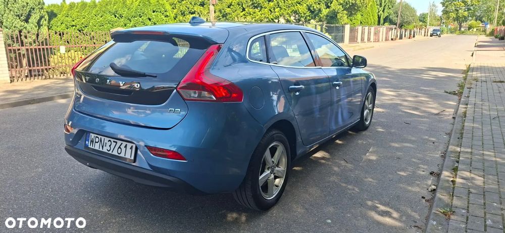 Volvo V40 D2 Momentum - 6