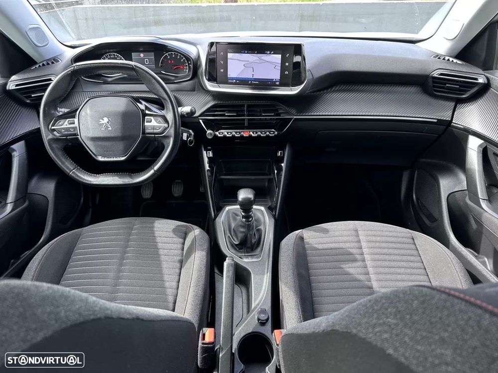 Peugeot 2008 1.2 PureTech Allure Pack - 28