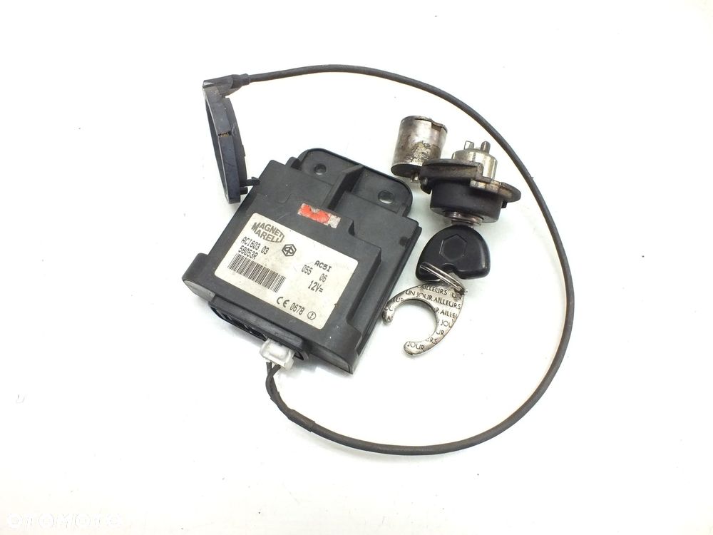 Stacyjka Kluczyk Zestaw Startowy Moduł Immo Piaggio X8 125 - 2