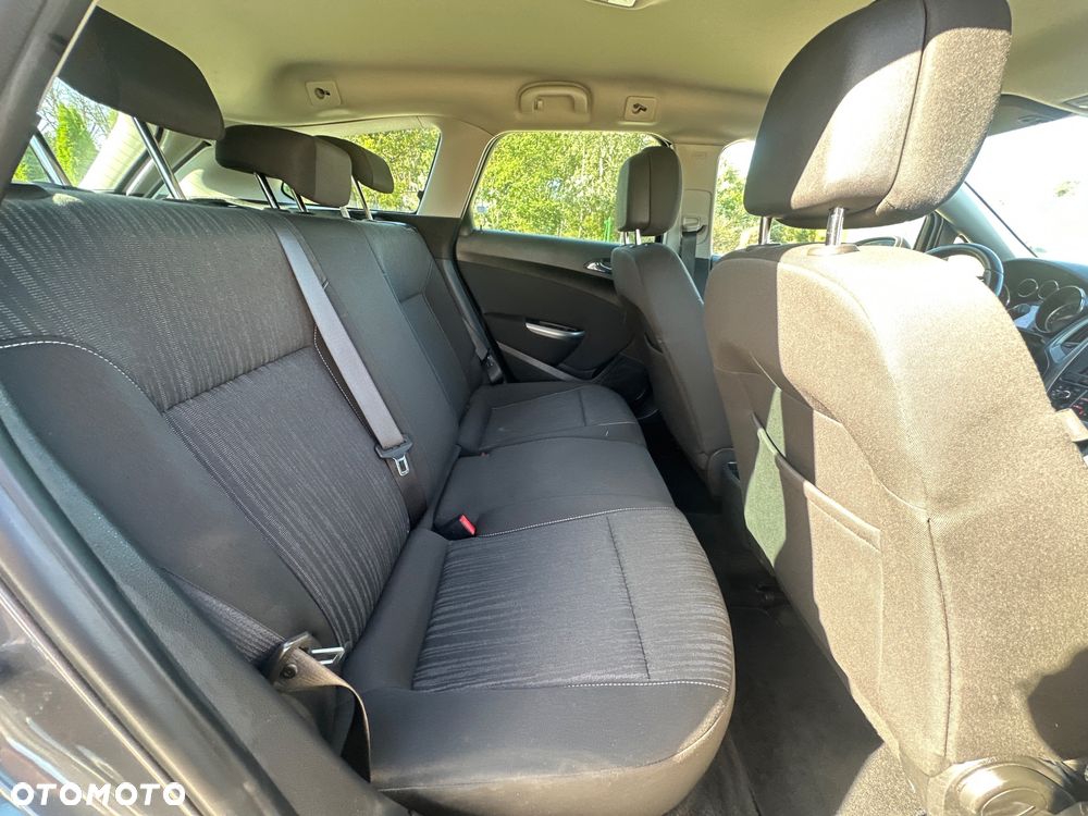 Opel Astra 1.4 Turbo Cosmo - 31