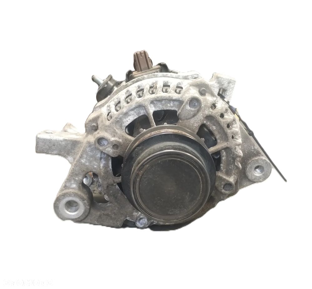 TOYOTA YARIS III 11-19 r. 1,33 B alternator DENSO 27060-0Y160 + - 3