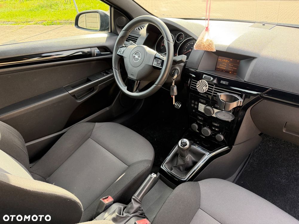 Opel Astra - 31