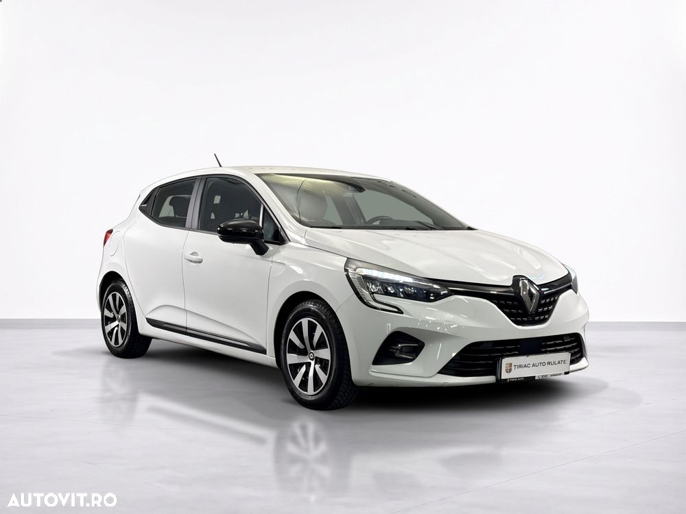 Renault Clio - 8