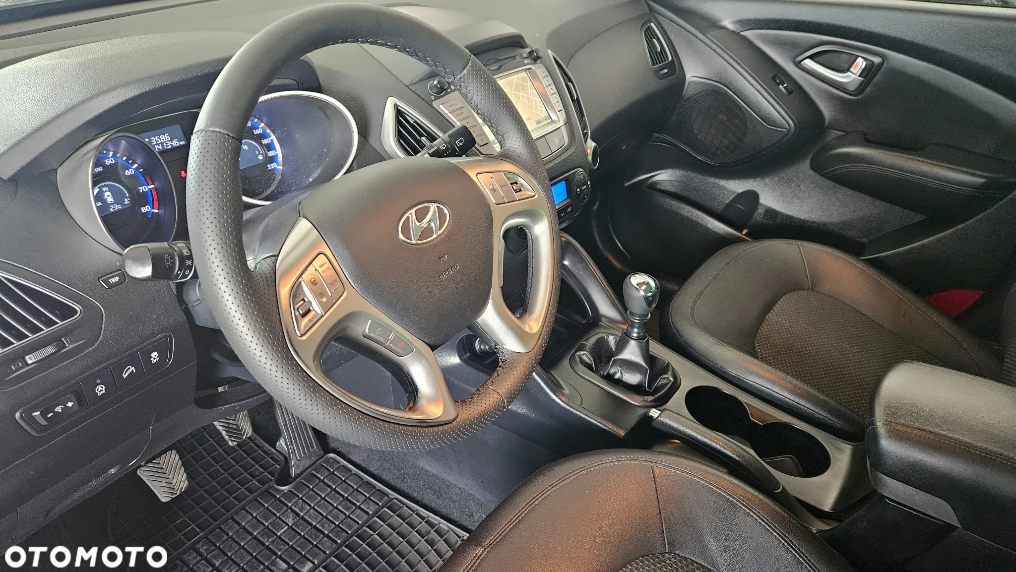 Hyundai ix35 1.6 2WD blue Style - 10