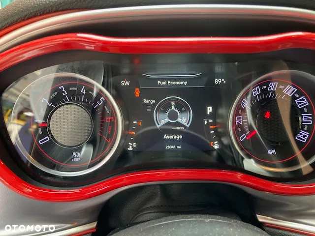 Dodge Challenger Automatik R/T Plus - 12