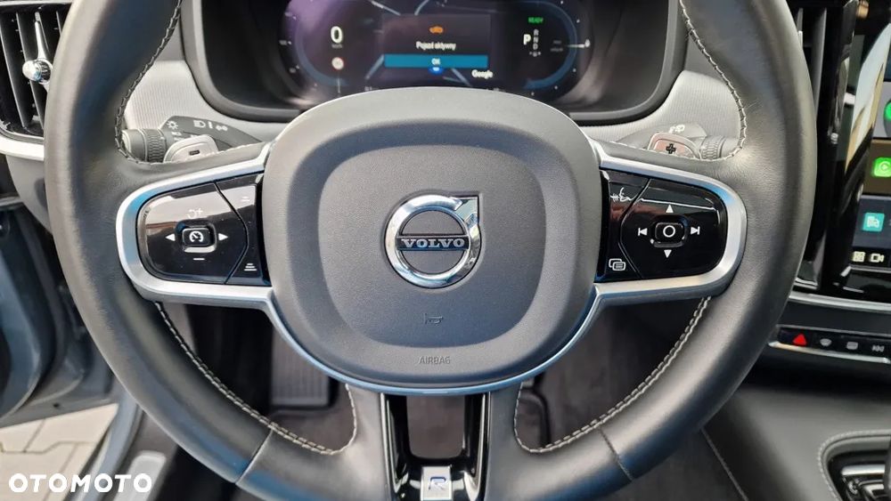 Volvo V90 T8 AWD Plug-In Hybrid R-Design - 33