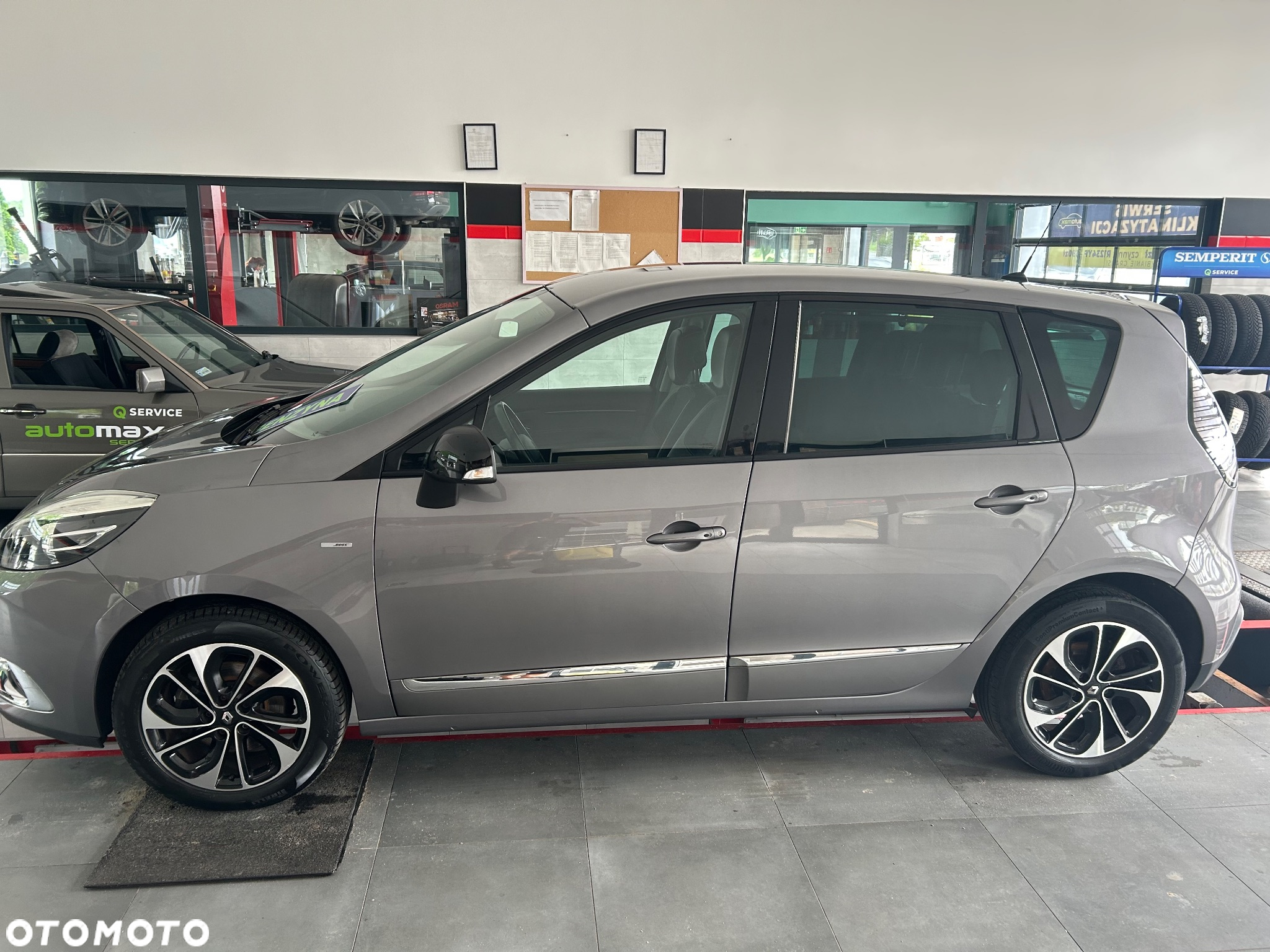 Renault Scenic ENERGY TCe 130 BOSE EDITION - 4