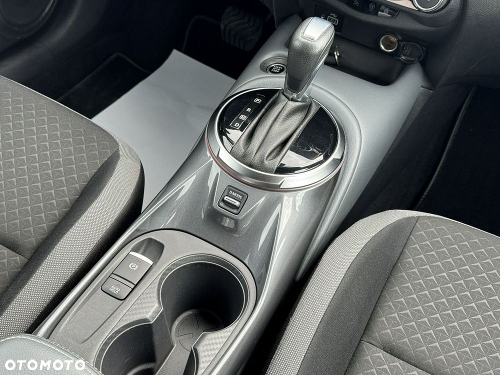 Nissan Juke 1.0 DIG-T N-Connecta DCT - 30