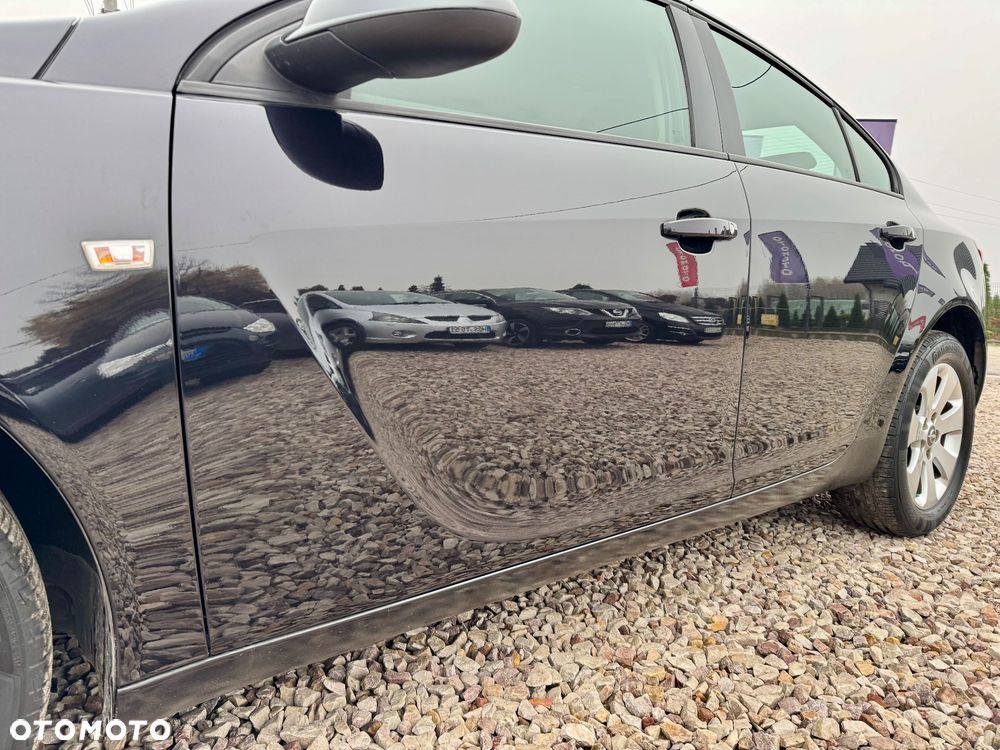 Opel Insignia 1.8 - 14