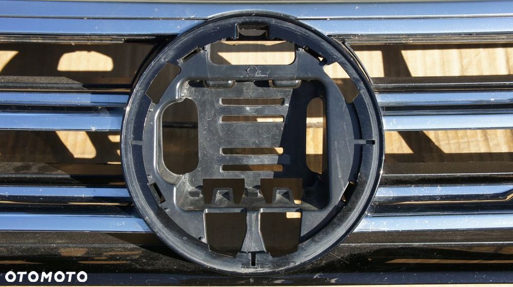 ATRAPA PRZEDNIA GRILL VW TIGUAN II 5NA - 3