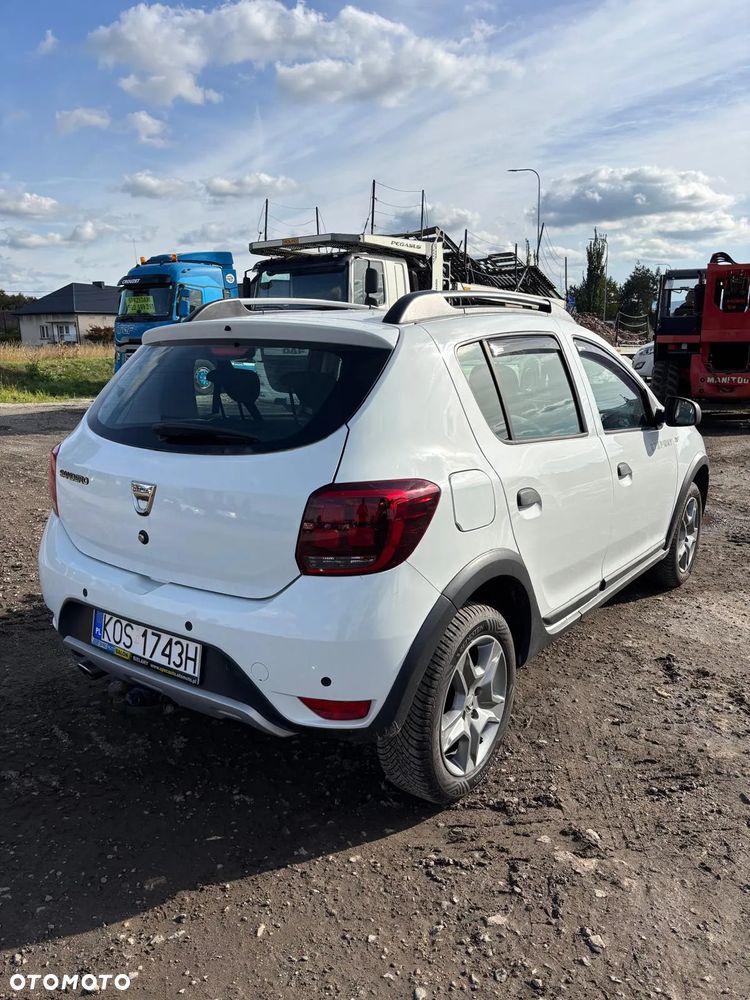 Dacia Sandero TCe 90 (S&S) Comfort - 4