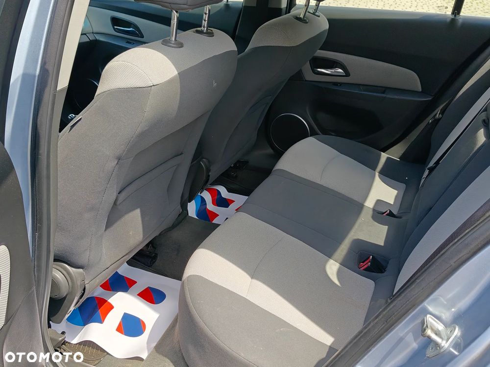 Chevrolet Cruze 2.0 LS - 7