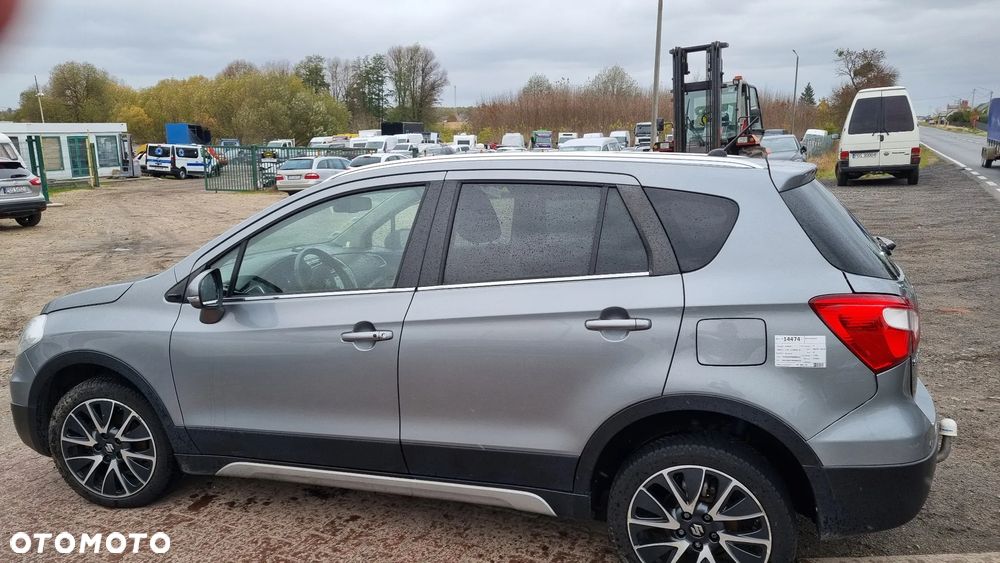 Suzuki SX4 S-Cross 1.6 DDiS TCSS 4x4 Comfort+ - 1