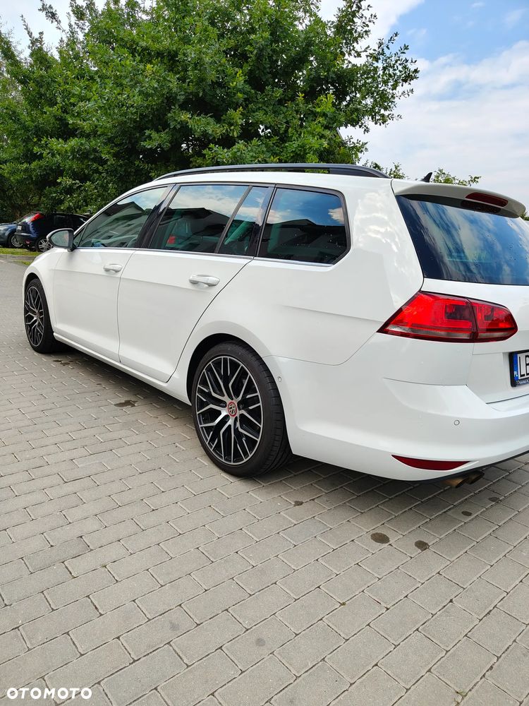 Volkswagen Golf - 15