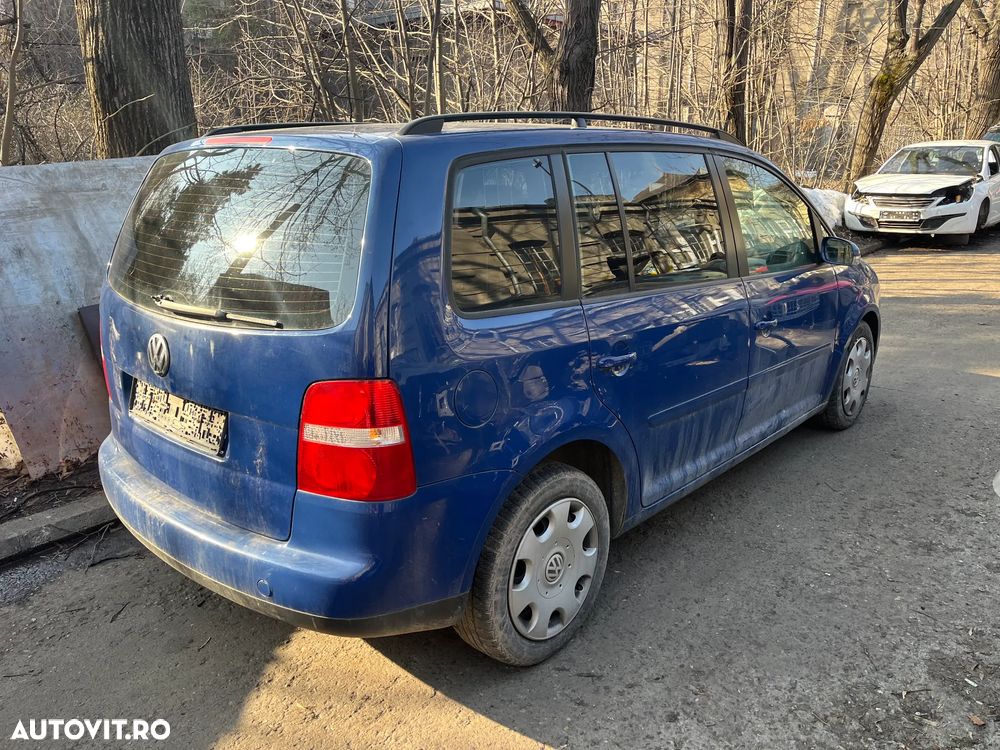 Haion spate VW Volkswagen Touran non facelift albastru 2005 - 8