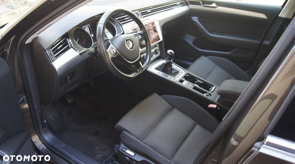 Volkswagen Passat 2.0 TDI (BlueMotion Technology) Comfortline - 7