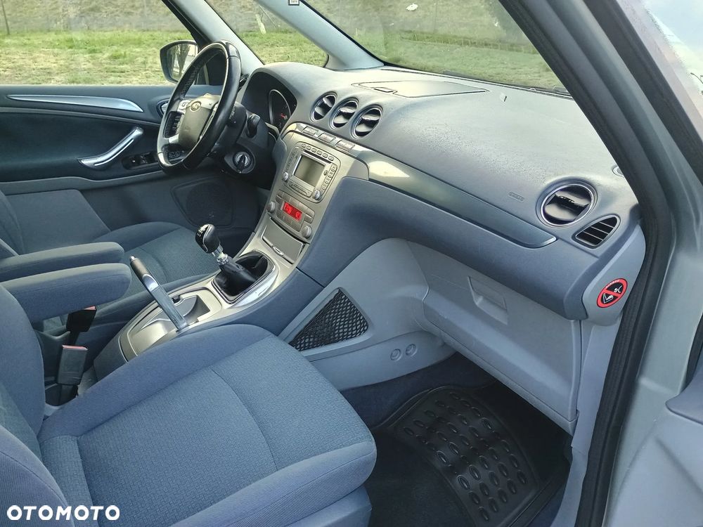 Ford Galaxy 1.8 TDCi Ambiente - 18