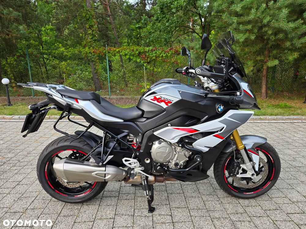 BMW XR - 15