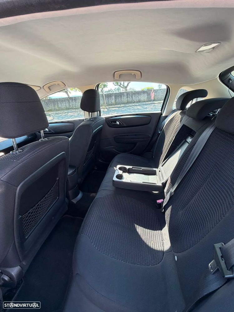 Citroën C4 1.6 HDi 110 VTR Pack - 20