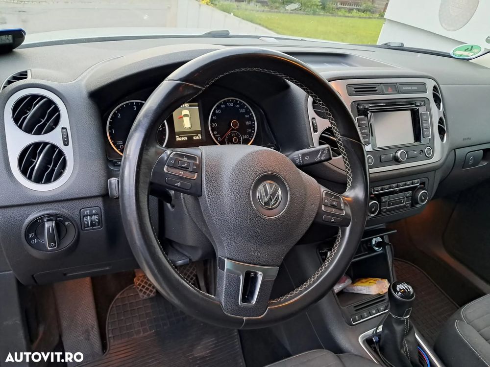 Volkswagen Tiguan 2.0 TDI 4Motion BMT Track & Style - 4