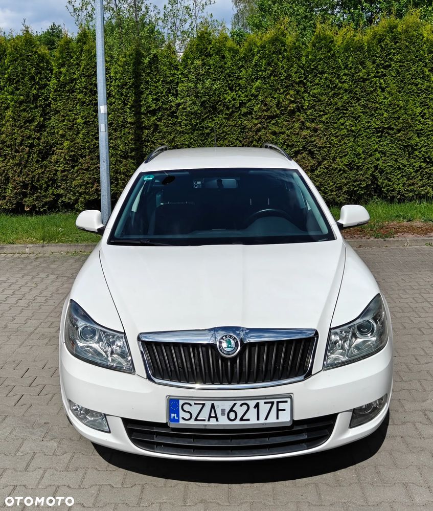 Skoda Octavia 1.6 TDI DPF FAMILY - 4