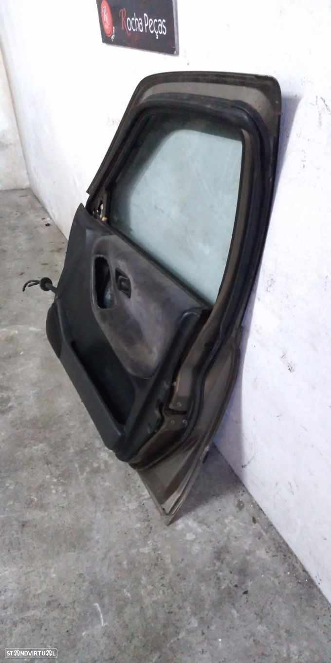 Porta Frente Dto Nissan Sunny Iii (N14) - 6