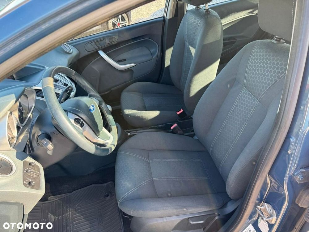 Ford Fiesta - 13