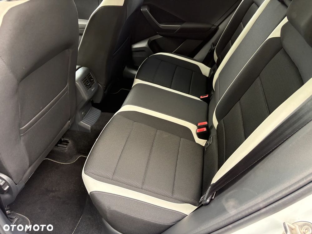Volkswagen T-Roc 1.5 TSI ACT Premium - 16