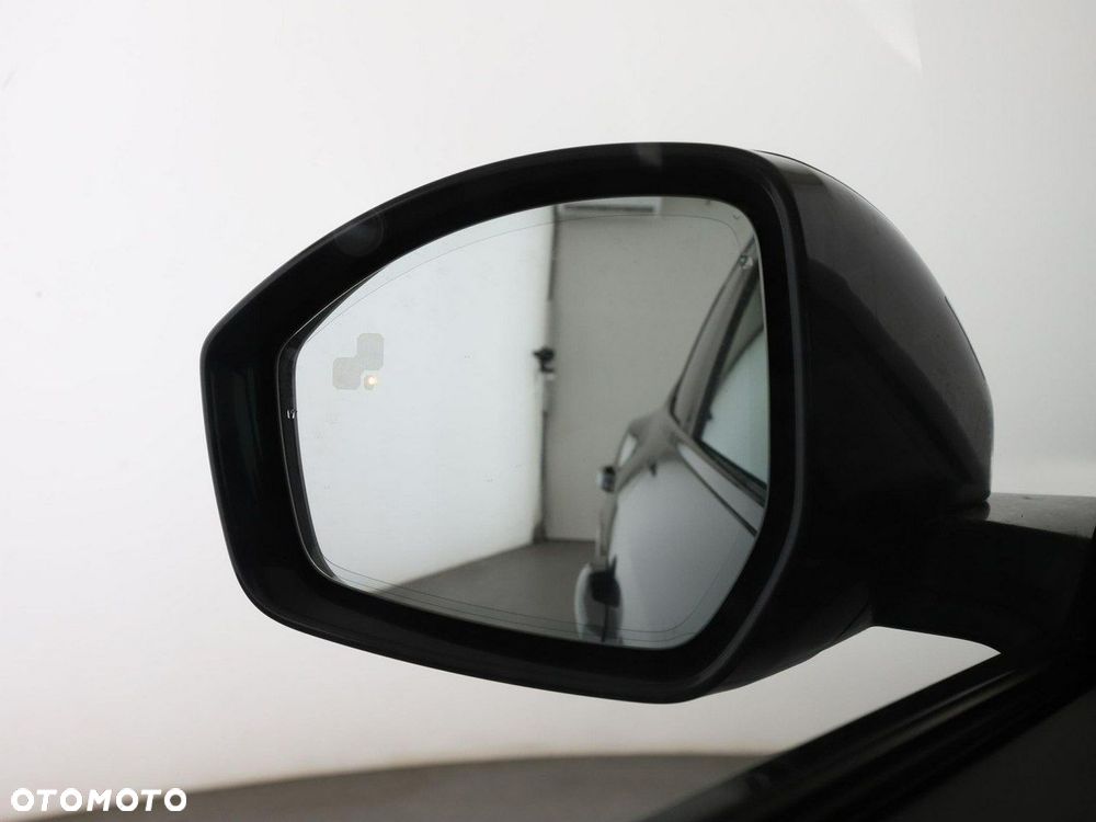 Jaguar E-Pace P200 AWD R-Dynamic HSE - 40