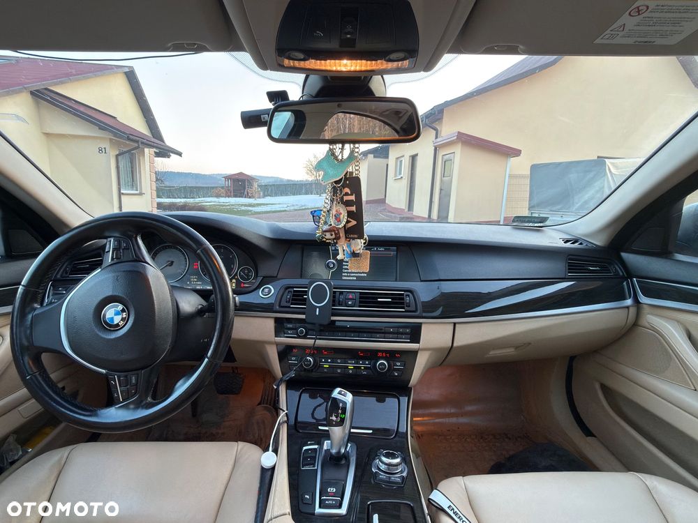 BMW Seria 5 520d - 7