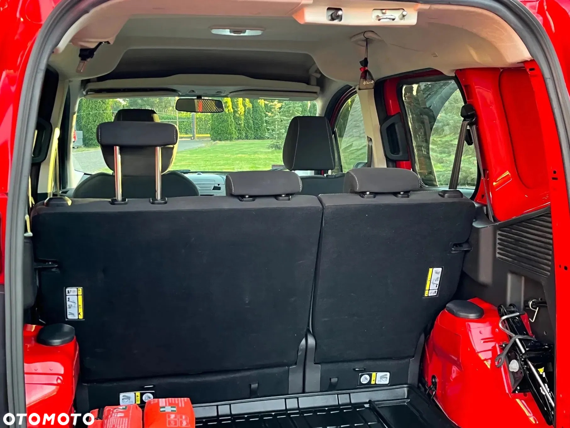 Ford Tourneo Courier - 18
