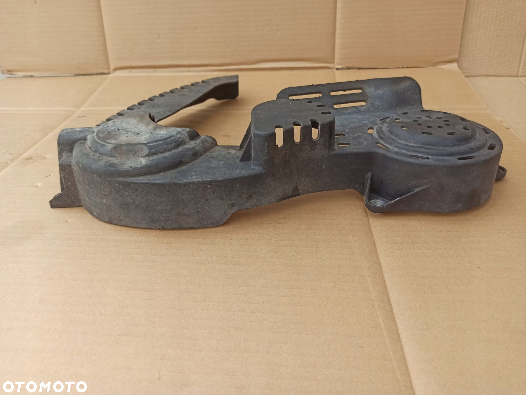 Obudowa osłona rozrządu FORD B-MAX 1.0 ECOBOOST - 6
