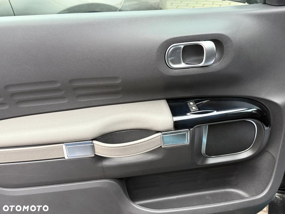 Citroën C4 Cactus 1.2 PureTech GPF Shine S&S EAT6 - 17