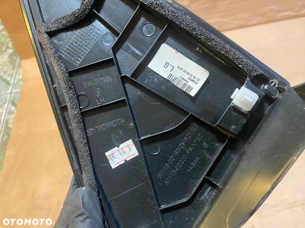 Listwa nakładka błotnika 60118-0D200 lewy przód Toyota Yaris III 2019r. OE - 3