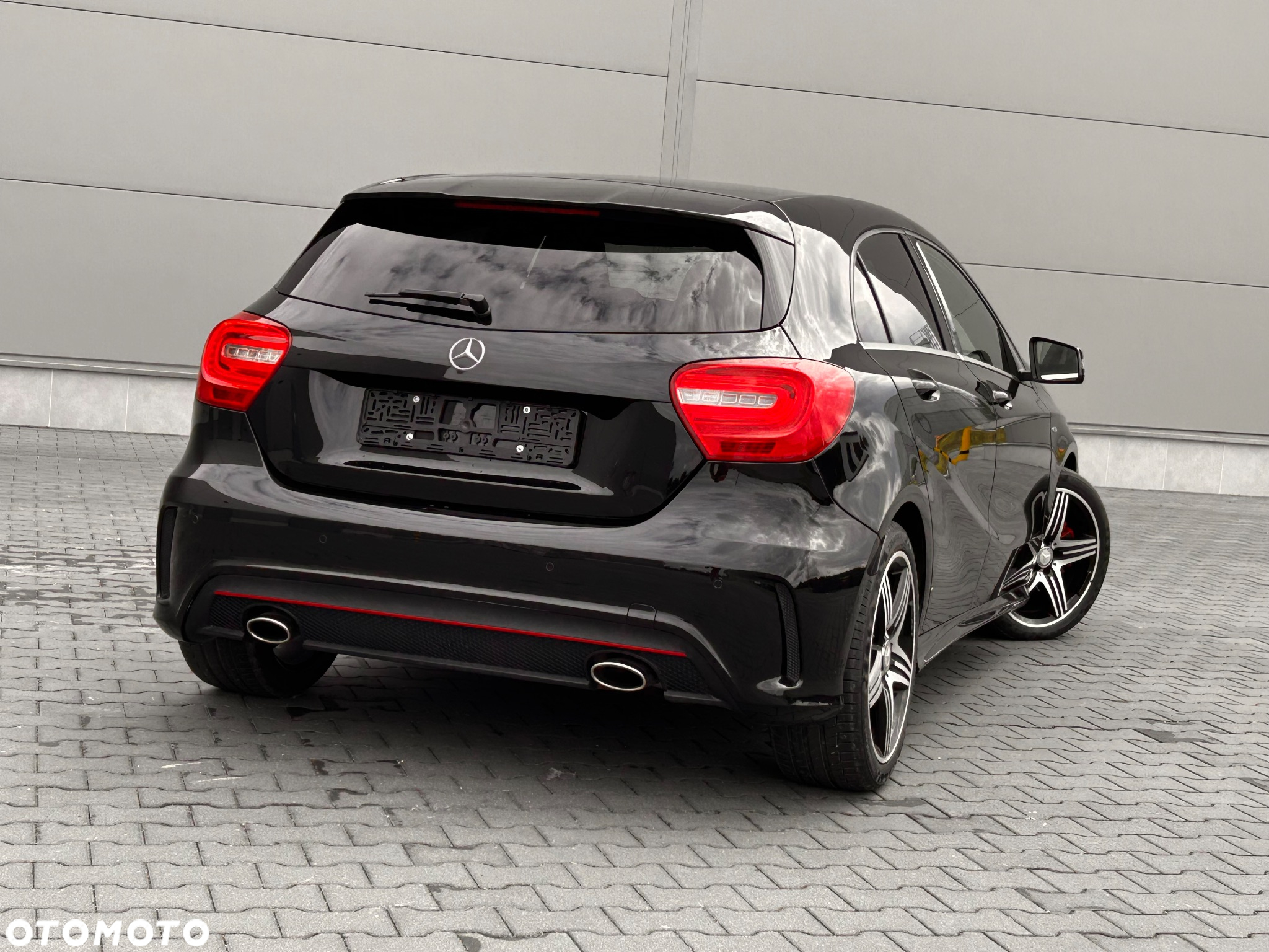 Mercedes-Benz Klasa A 250 (BlueEFFICIENCY) 7G-DCT AMG Sport - 19
