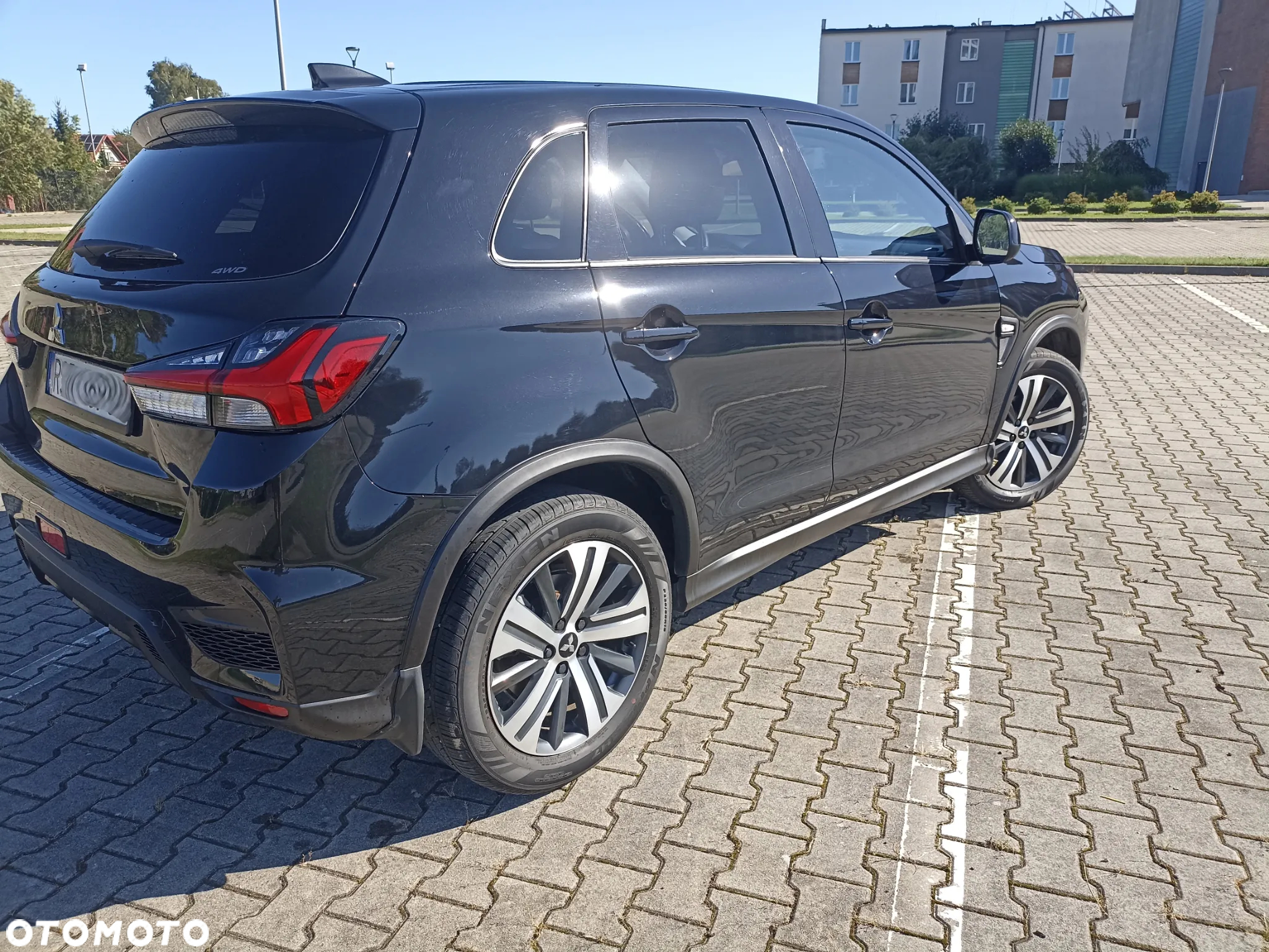 Mitsubishi ASX 2.0 4WD CVT Plus - 4