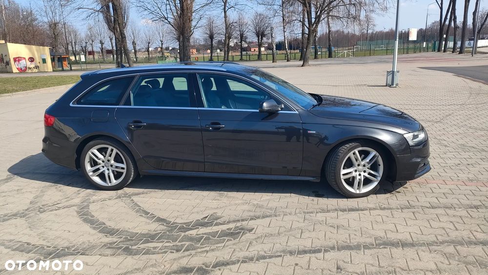 Audi A4 Avant 2.0 TDI DPF clean diesel quattro S tronic S line Sportpaket - 9