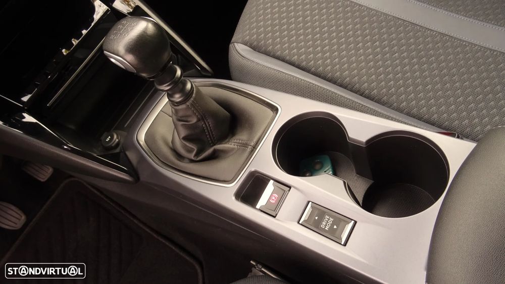 Peugeot 2008 PureTech 130 Allure - 12