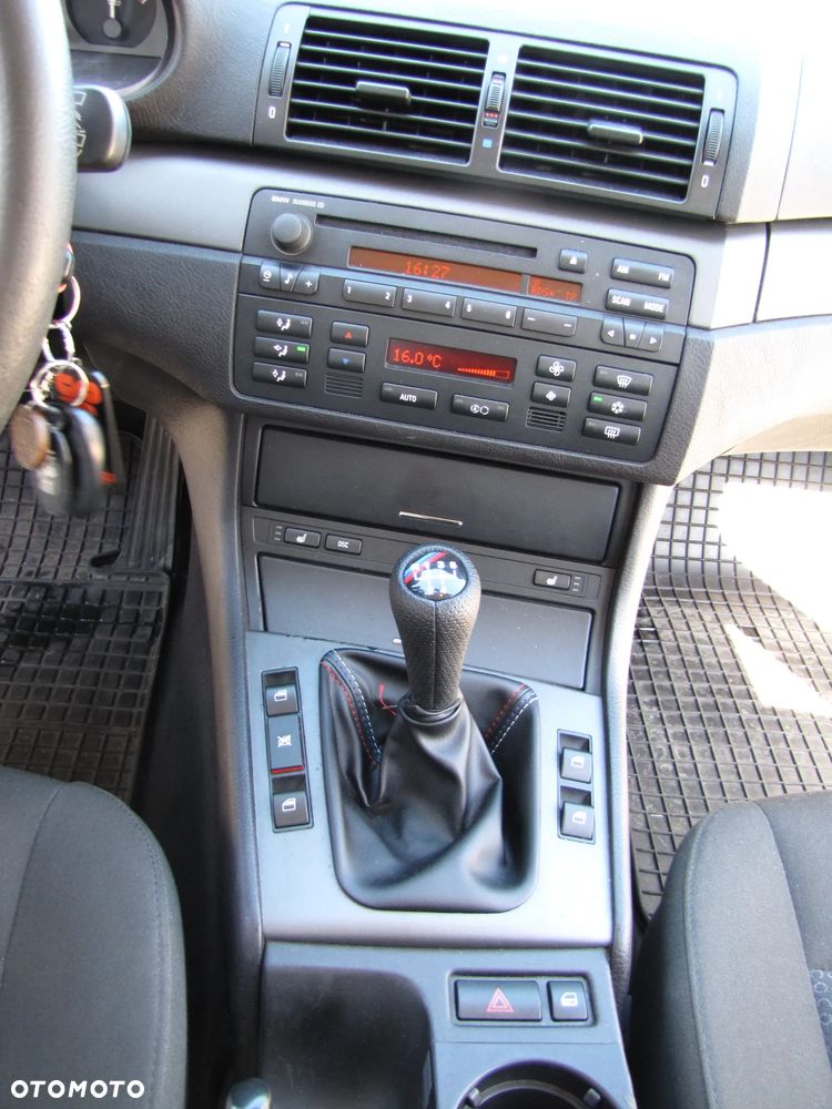 BMW Seria 3 - 24