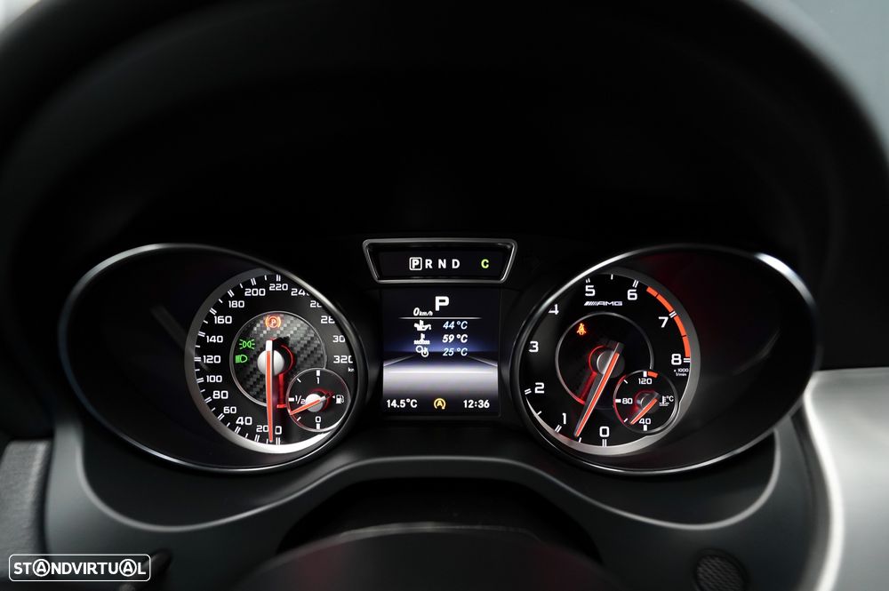 Mercedes-Benz CLA 45 AMG Shooting Brake 4-Matic - 12