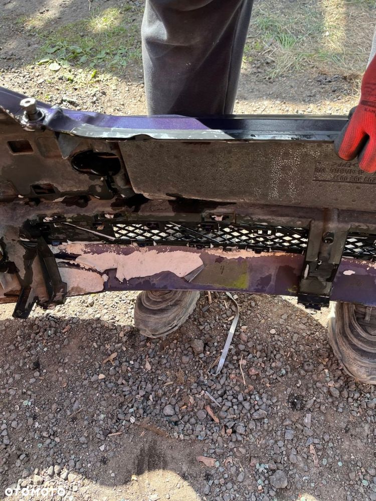 mercedes c-klasa w203 zderzak przód przedni - 11