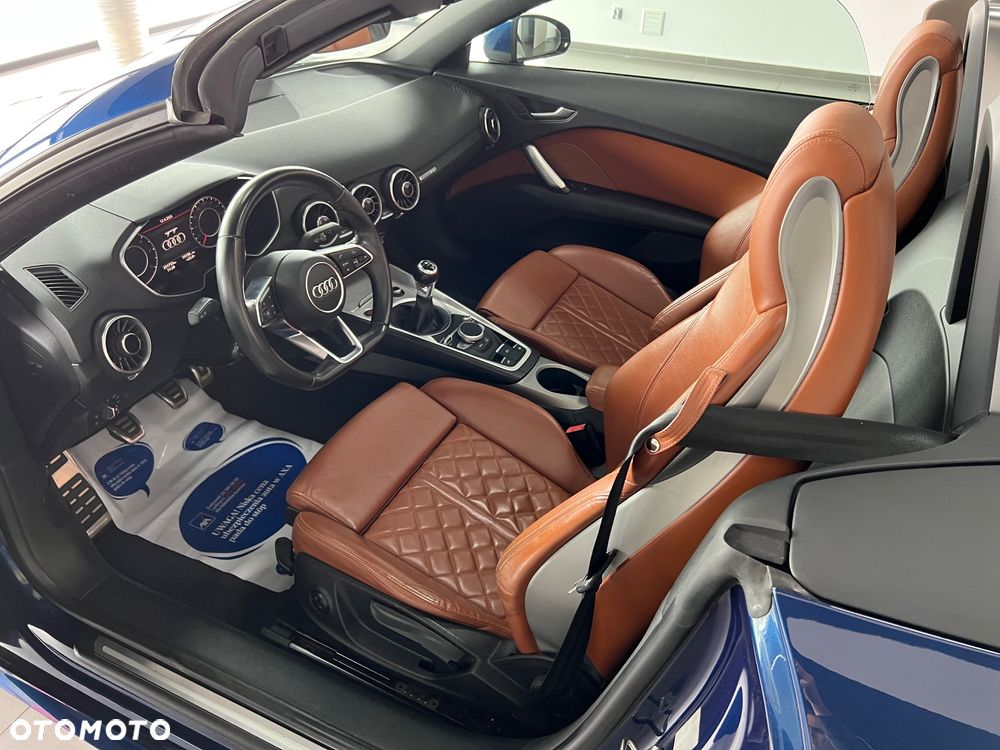 Audi TT Roadster - 17