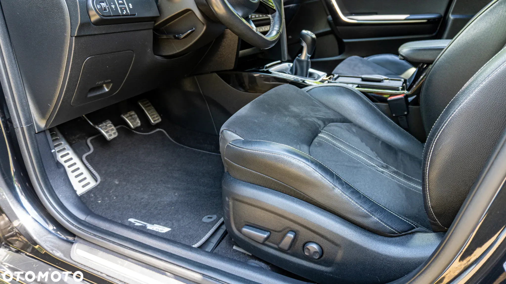 Kia Ceed 1.5 T-GDI GT-Line - 36