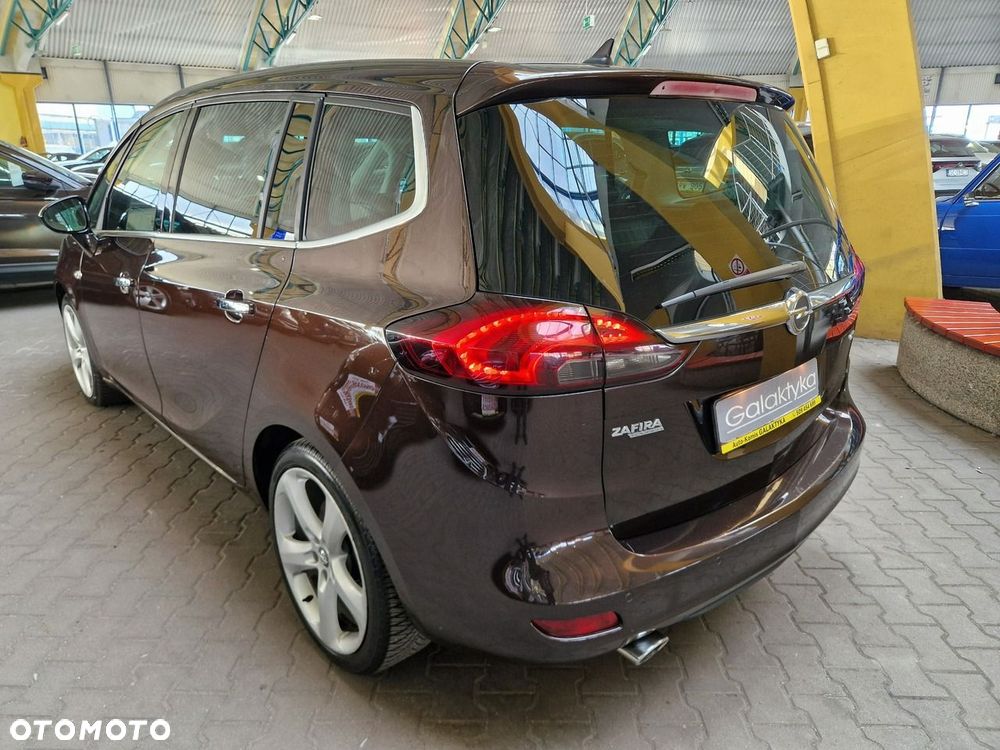 Opel Zafira - 8