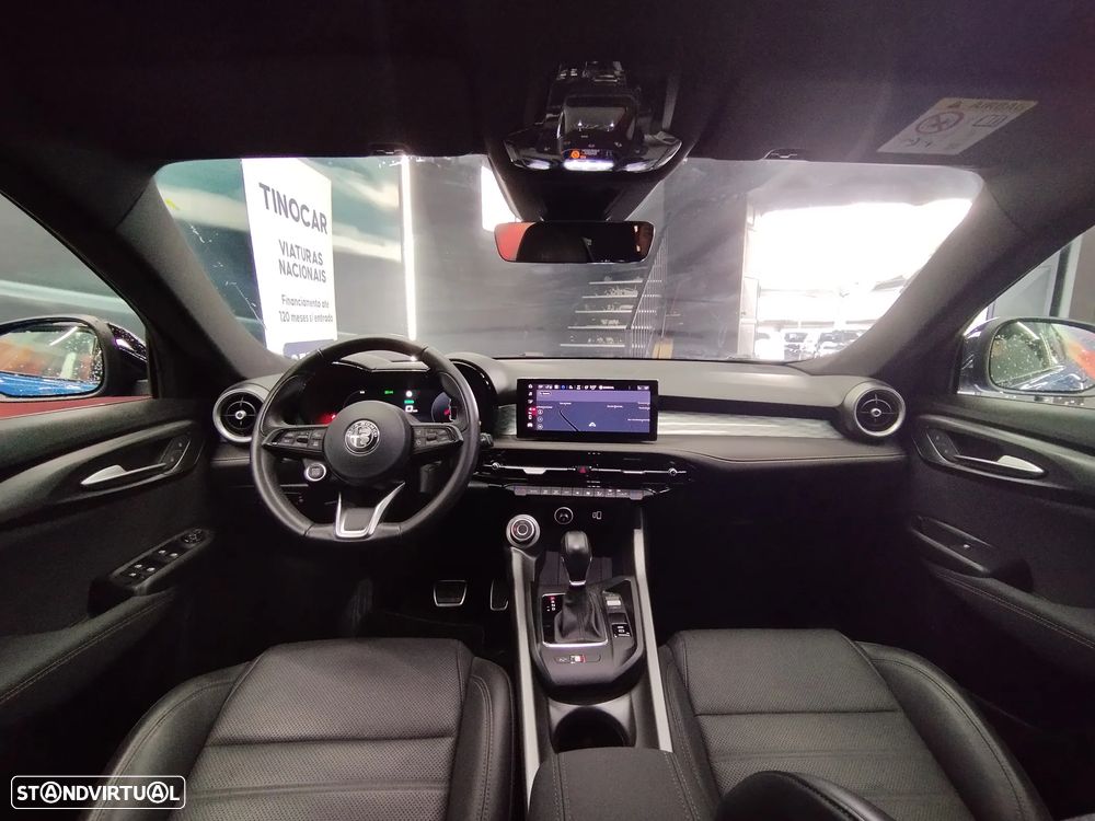 Alfa Romeo Tonale 1.5 Hybrid Veloce - 14