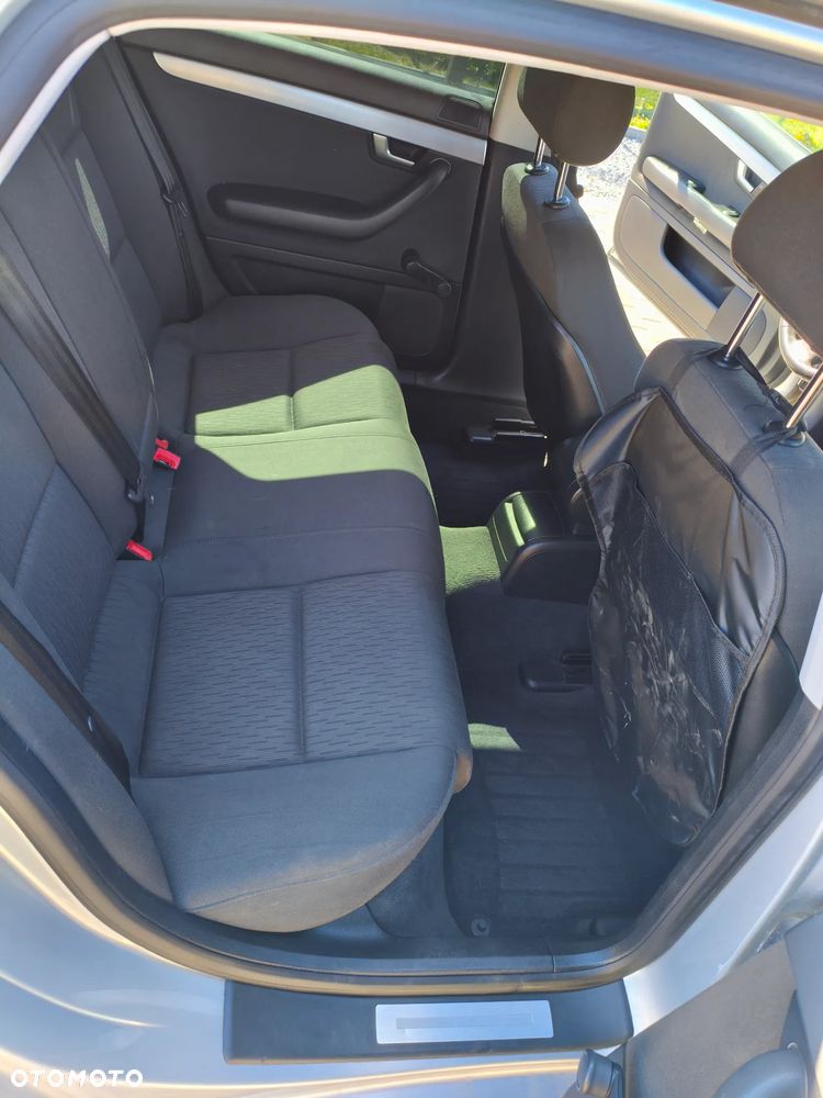 Audi A4 Limousine 2.0 TDI DPF - 12