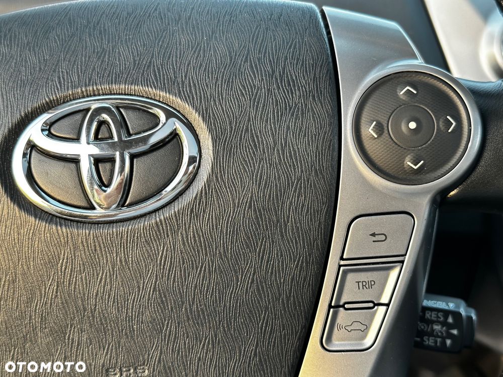 Toyota Prius+ (Hybrid) Executive - 30