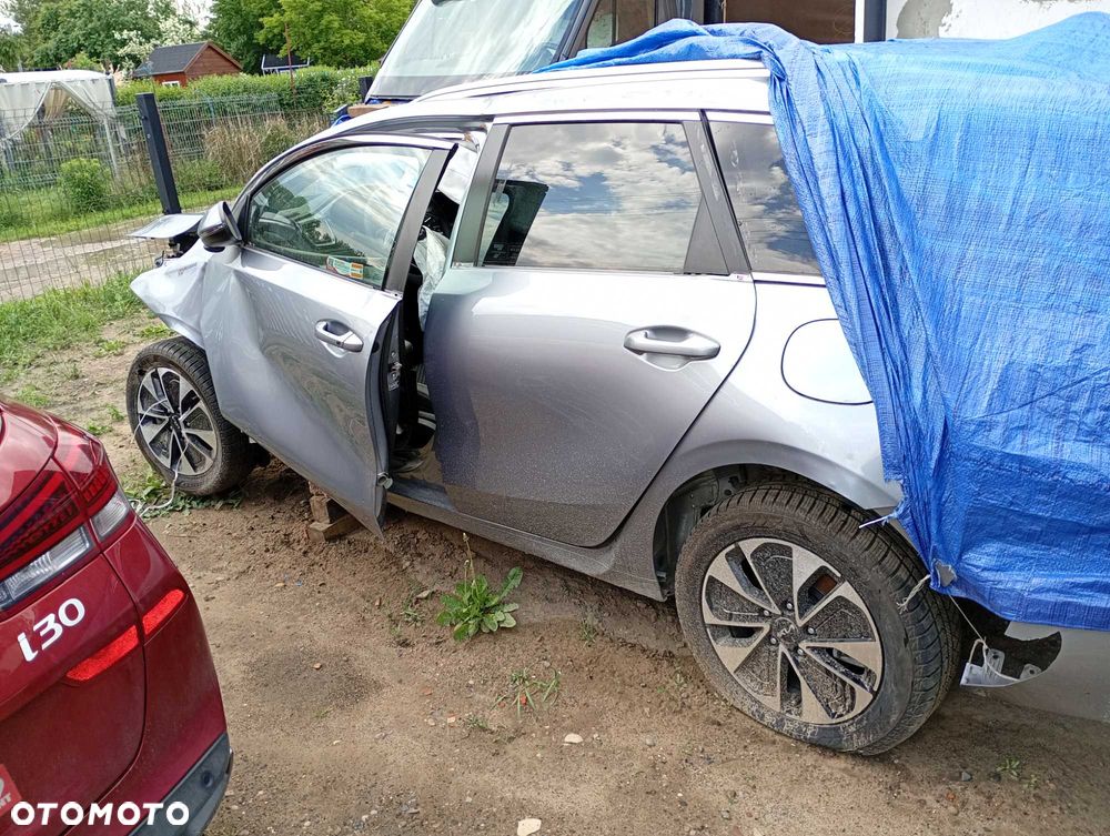 Kia Ceed - 6