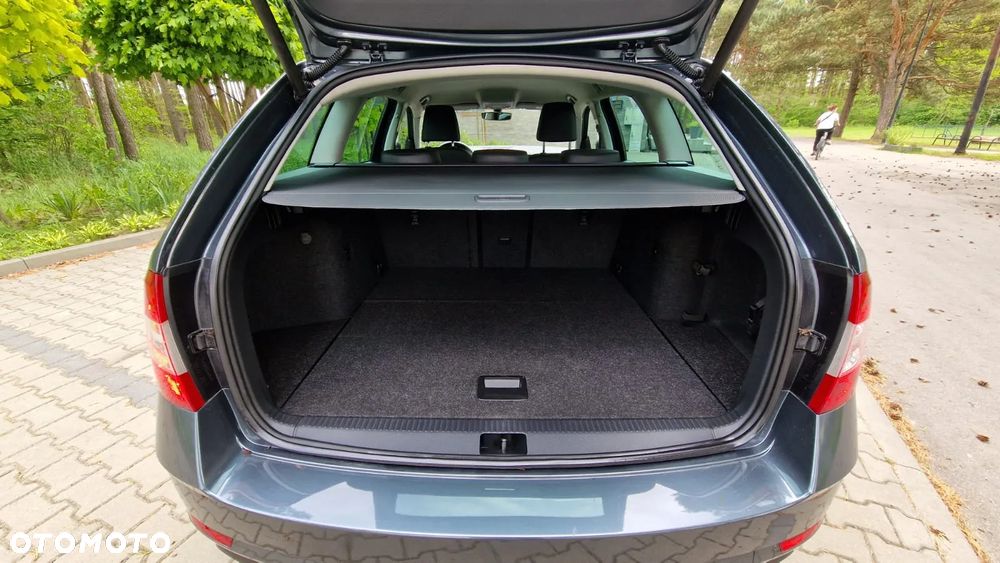 Skoda Octavia 2.0 TSI 4x4 DSG Style - 12